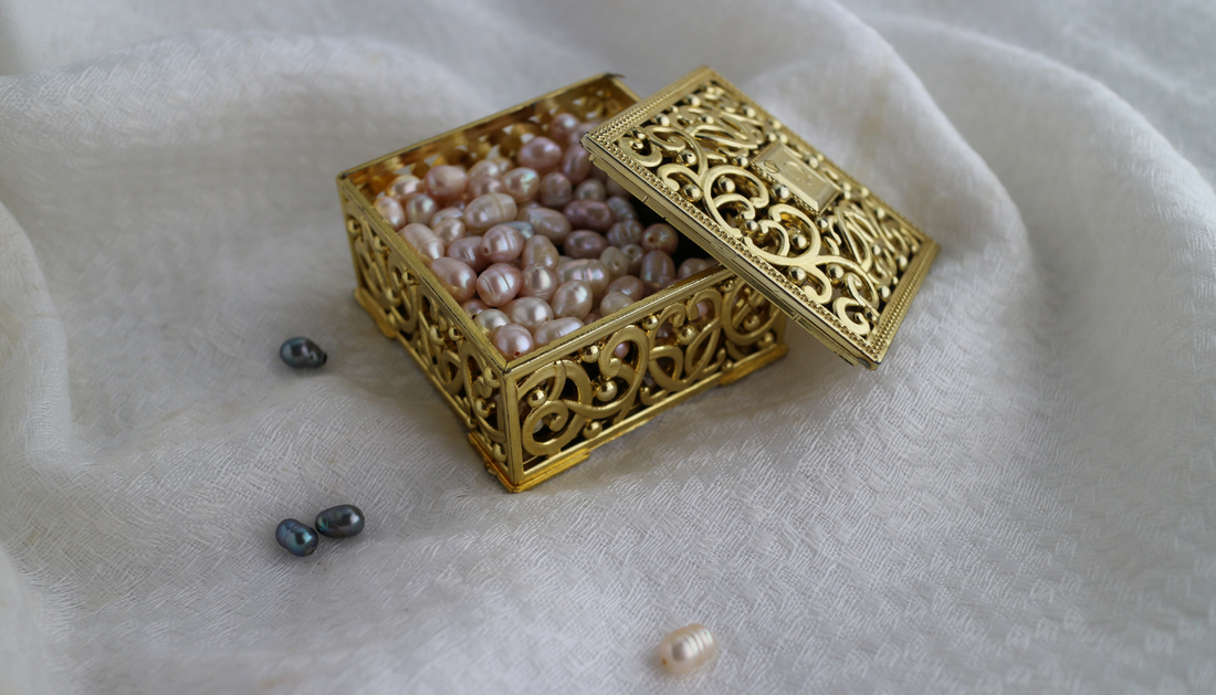 How Do You Properly Clean and Care for Freshwater Pearl Jewelry at Home?
