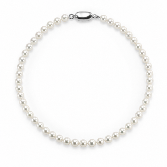 White akoya pearl necklace with round beads and silver-toned clasp